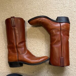 Vintage brown leather Lucchese cowboy boots men’s 9